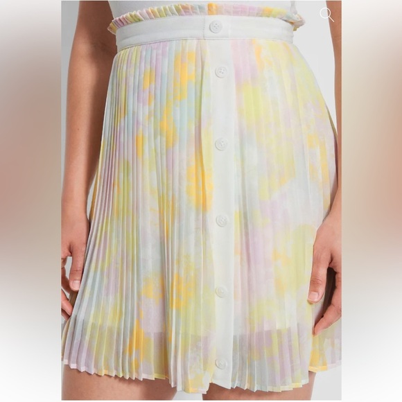 NWT Modcloth Frill Seeker Pleated Pastel Mini Skirt Yellow White Sz 12/ Large - Picture 3 of 7